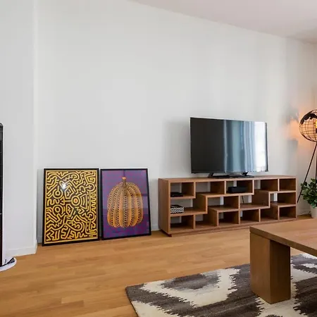 Kaya 2a - Downtown 2br With Balcony Zurigo