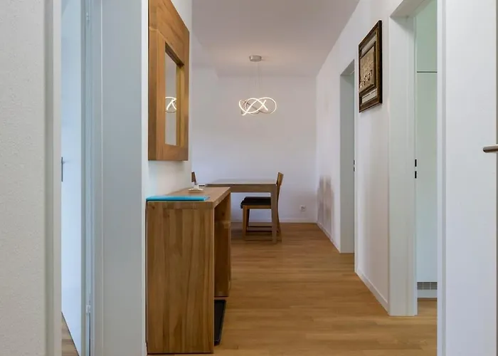 Апартаменти Kaya 2a - Downtown 2br With Balcony *