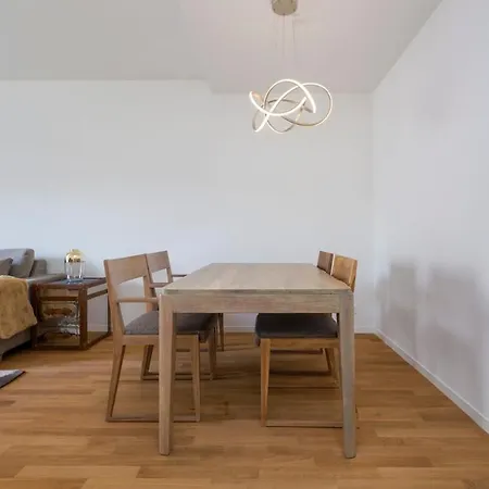 Kaya 2a - Downtown 2br With Balcony Zúrich