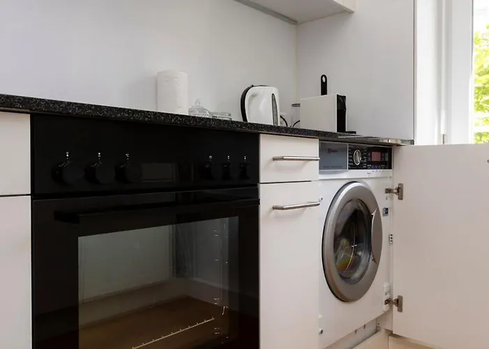 Kaya 2a - Downtown 2br With Balcony Lägenhet