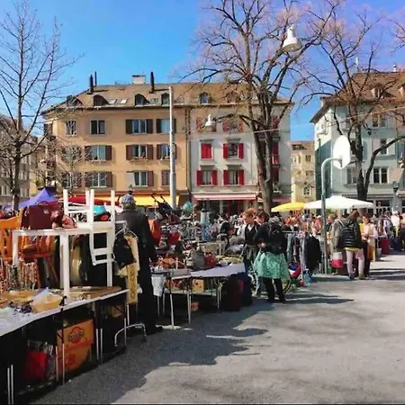 Kaya 2a - Downtown 2br With Balcony