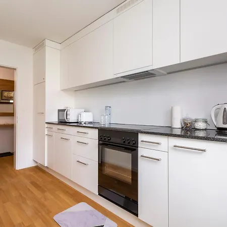 Kaya 2a - Downtown 2br With Balcony Apartament